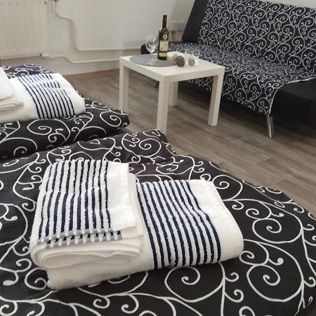 Apartmány U splavu Veselí nad Moravou Exterior foto