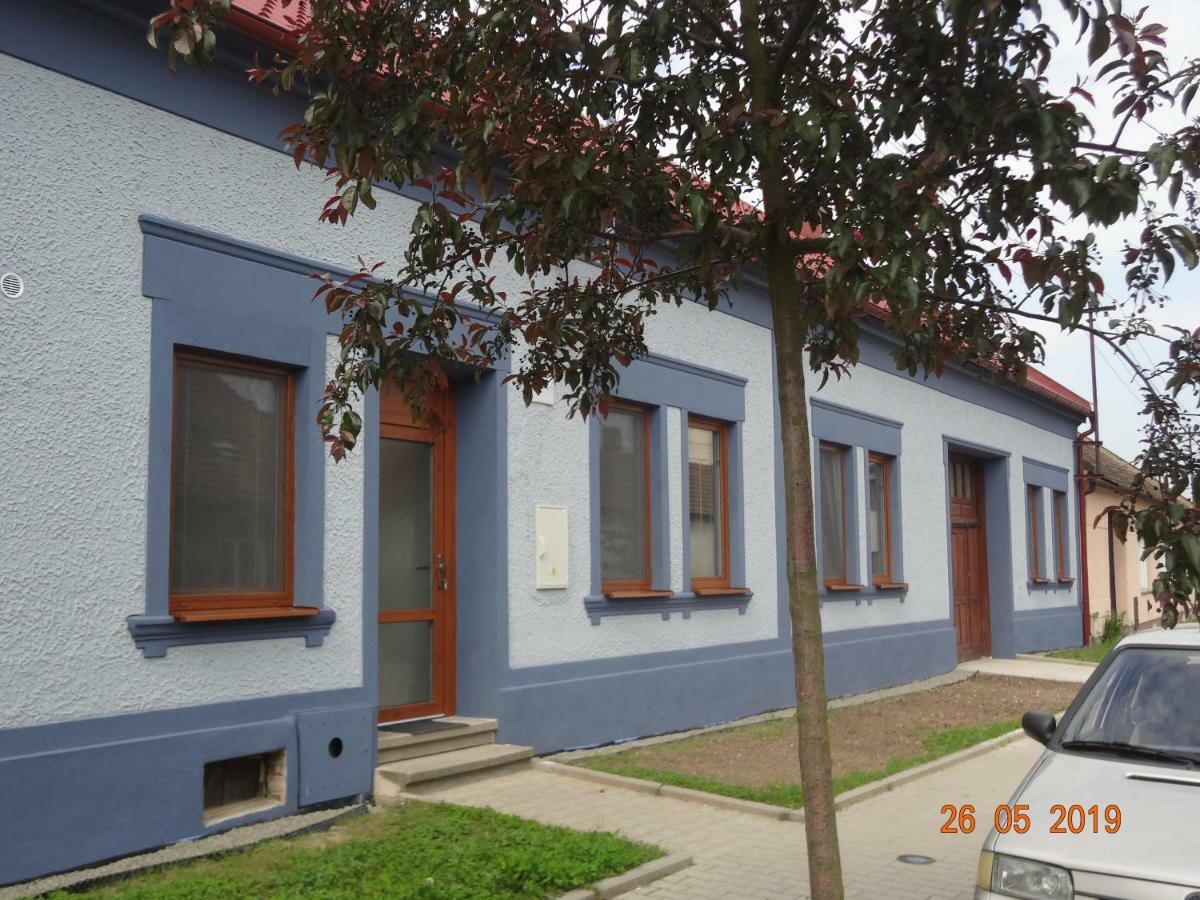 Apartmány U splavu Veselí nad Moravou Exterior foto
