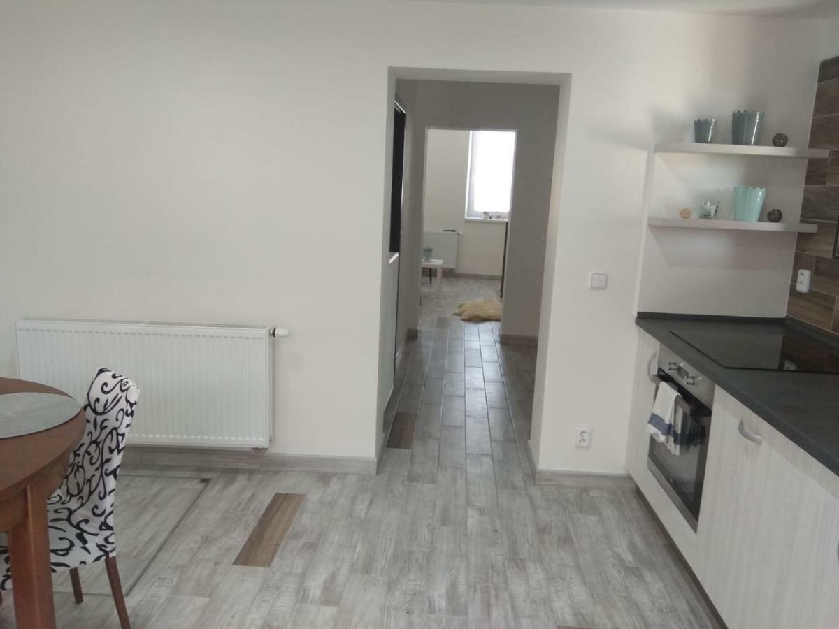 Apartmány U splavu Veselí nad Moravou Exterior foto