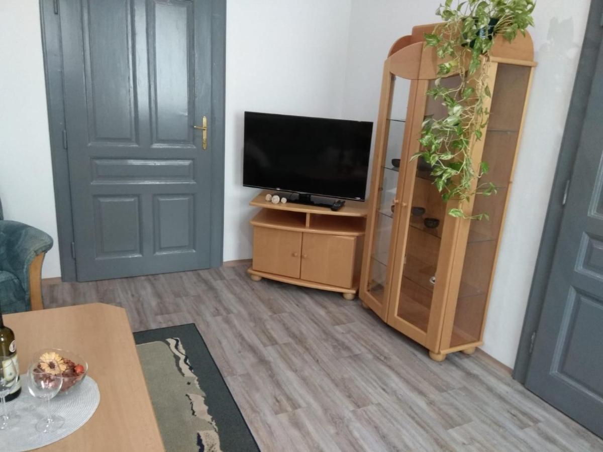 Apartmány U splavu Veselí nad Moravou Exterior foto