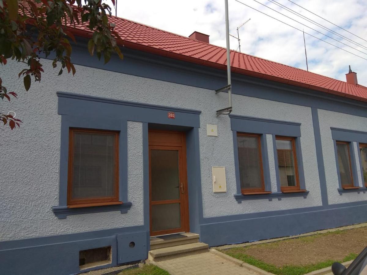 Apartmány U splavu Veselí nad Moravou Exterior foto