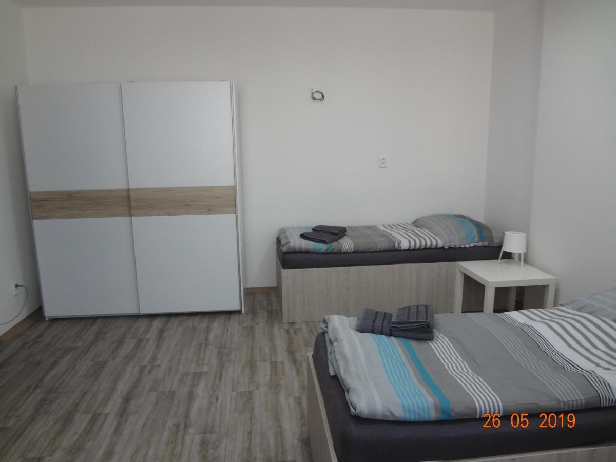 Apartmány U splavu Veselí nad Moravou Exterior foto